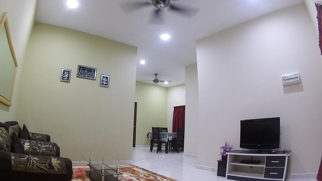Homestay Selinsing Simpang Ampat Semanggol Buitenkant foto