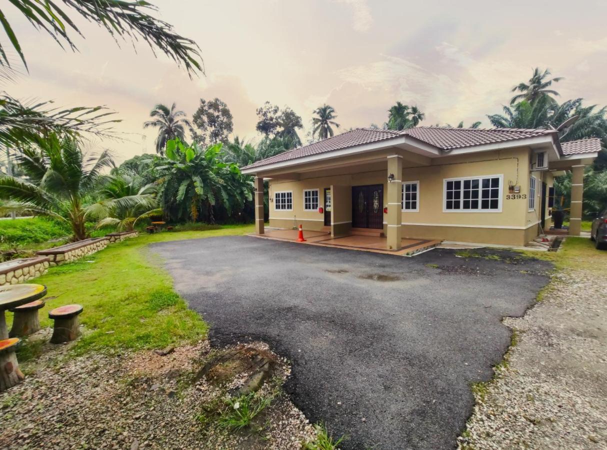 Homestay Selinsing Simpang Ampat Semanggol Buitenkant foto