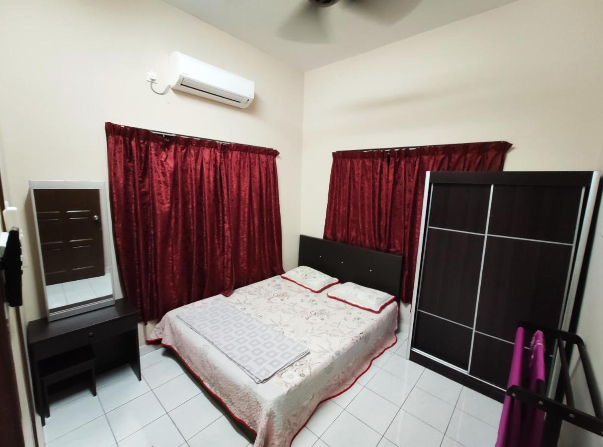 Homestay Selinsing Simpang Ampat Semanggol Buitenkant foto
